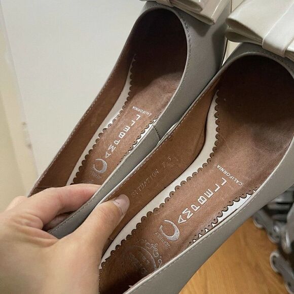 JEFFREY CAMPBELL IBIZA SITUATION Grey BOW HEELS - Picture 10 of 10